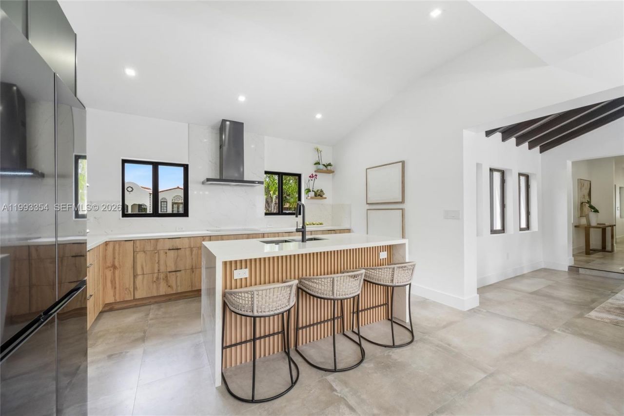 1207 Columbus Blvd, Coral Gables, FL 33134 Photo