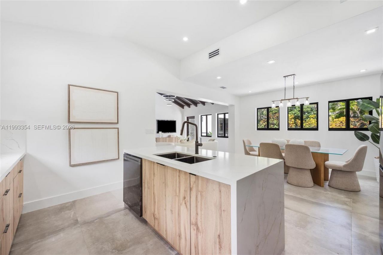 1207 Columbus Blvd, Coral Gables, FL 33134 Photo