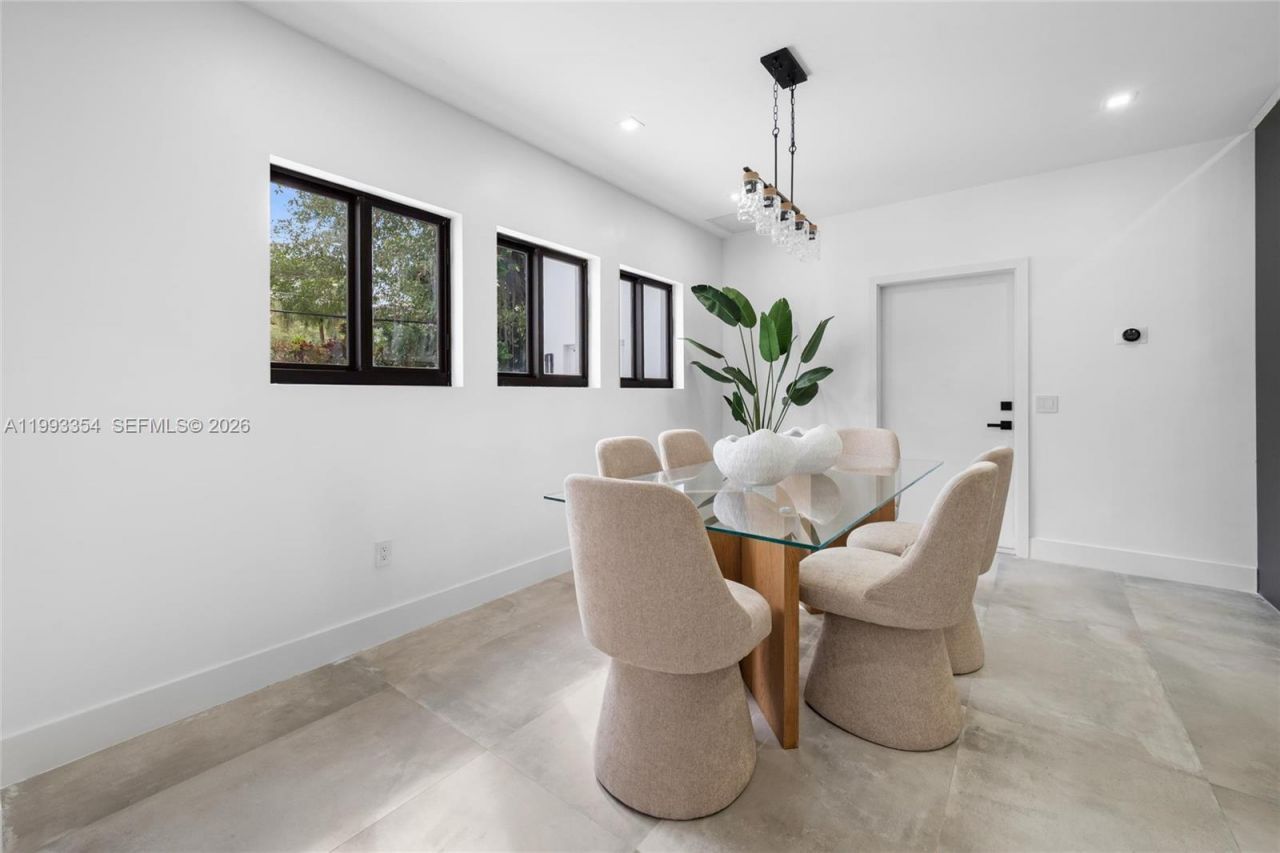 1207 Columbus Blvd, Coral Gables, FL 33134 Photo