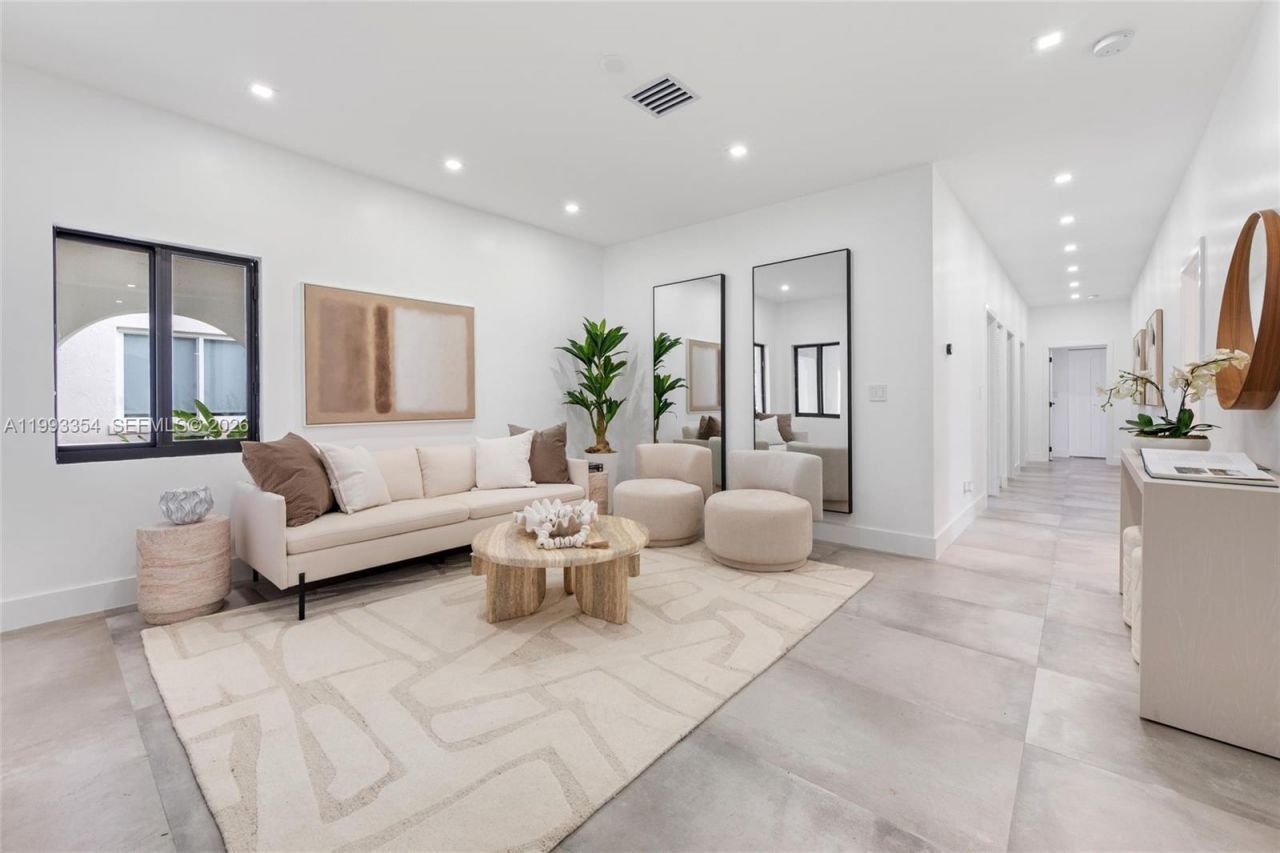 1207 Columbus Blvd, Coral Gables, FL 33134 Photo