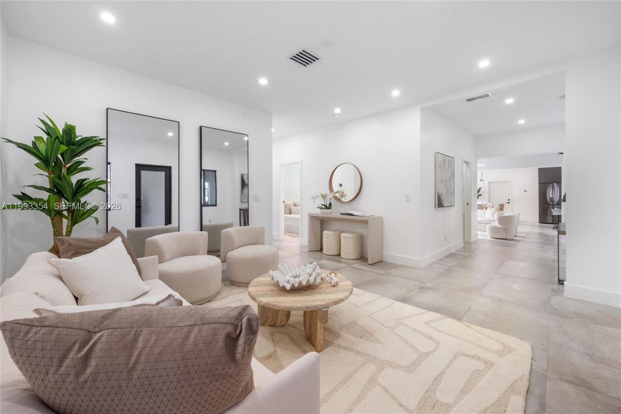 1207 Columbus Blvd, Coral Gables, FL 33134 Photo