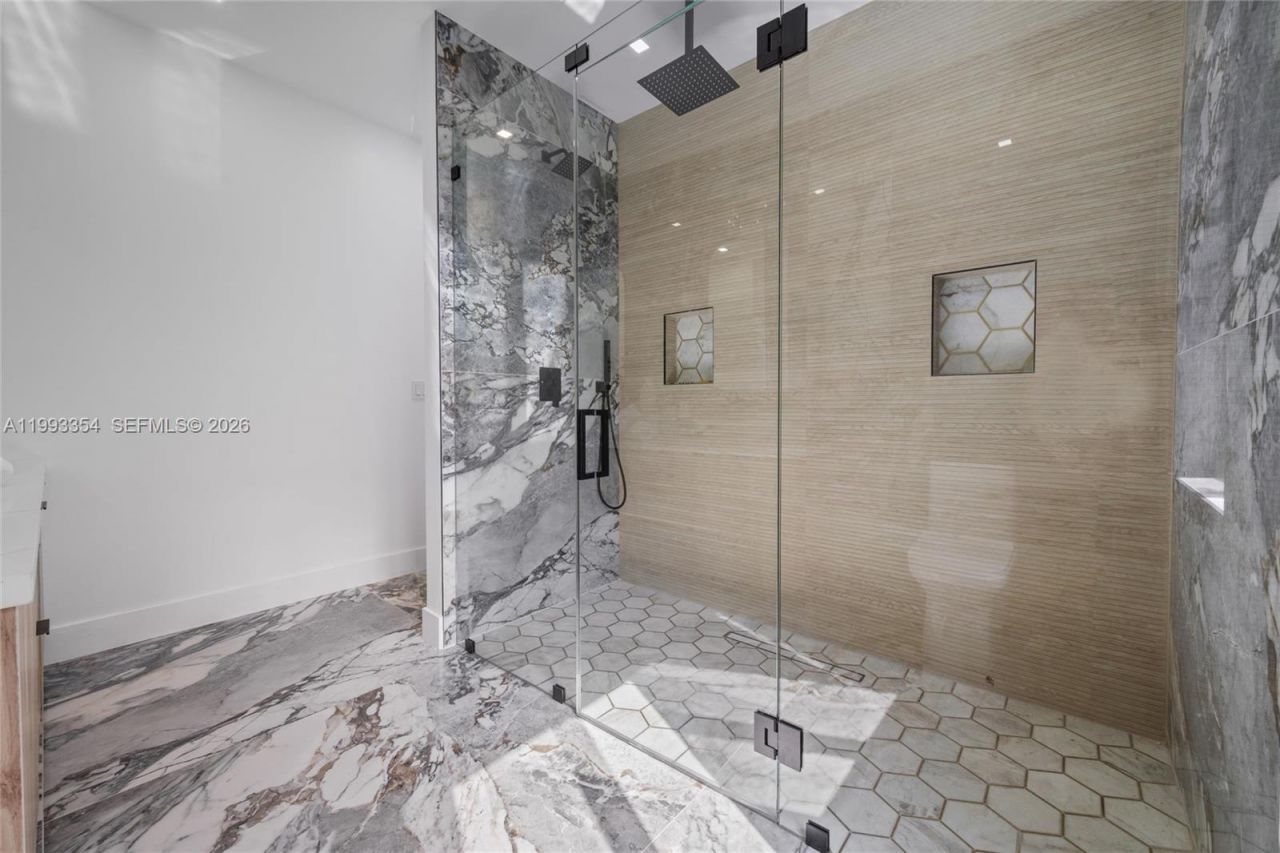 1207 Columbus Blvd , Coral Gables, FL 33134 Photo