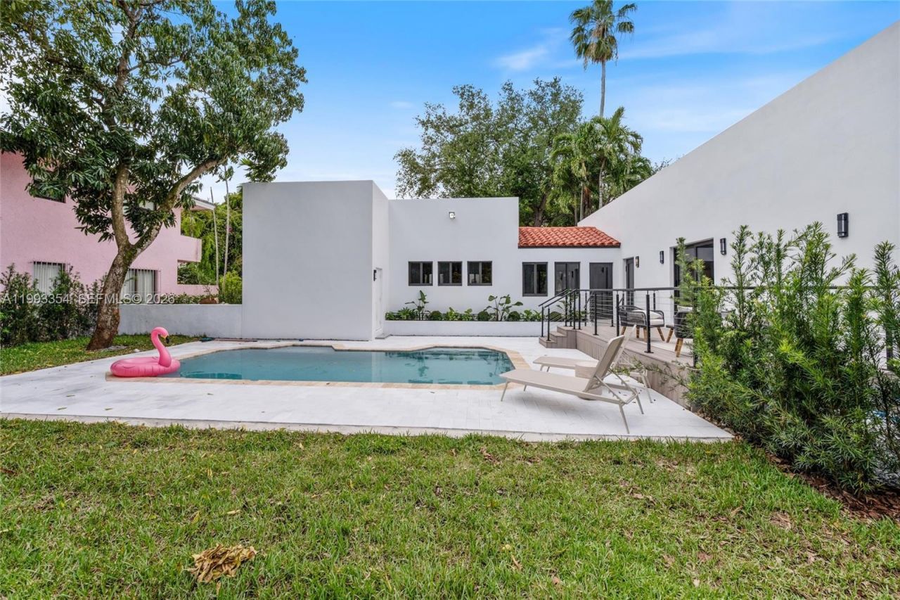 1207 Columbus Blvd, Coral Gables, FL 33134 Photo