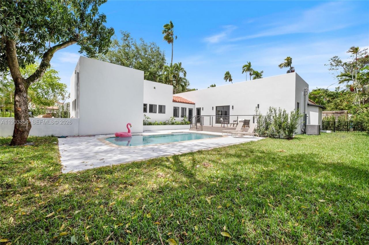 1207 Columbus Blvd, Coral Gables, FL 33134 Photo