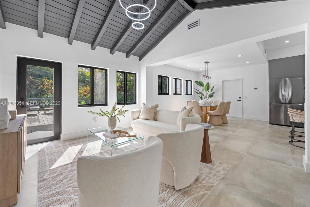 1207 Columbus Blvd , Coral Gables, FL 33134 Photo