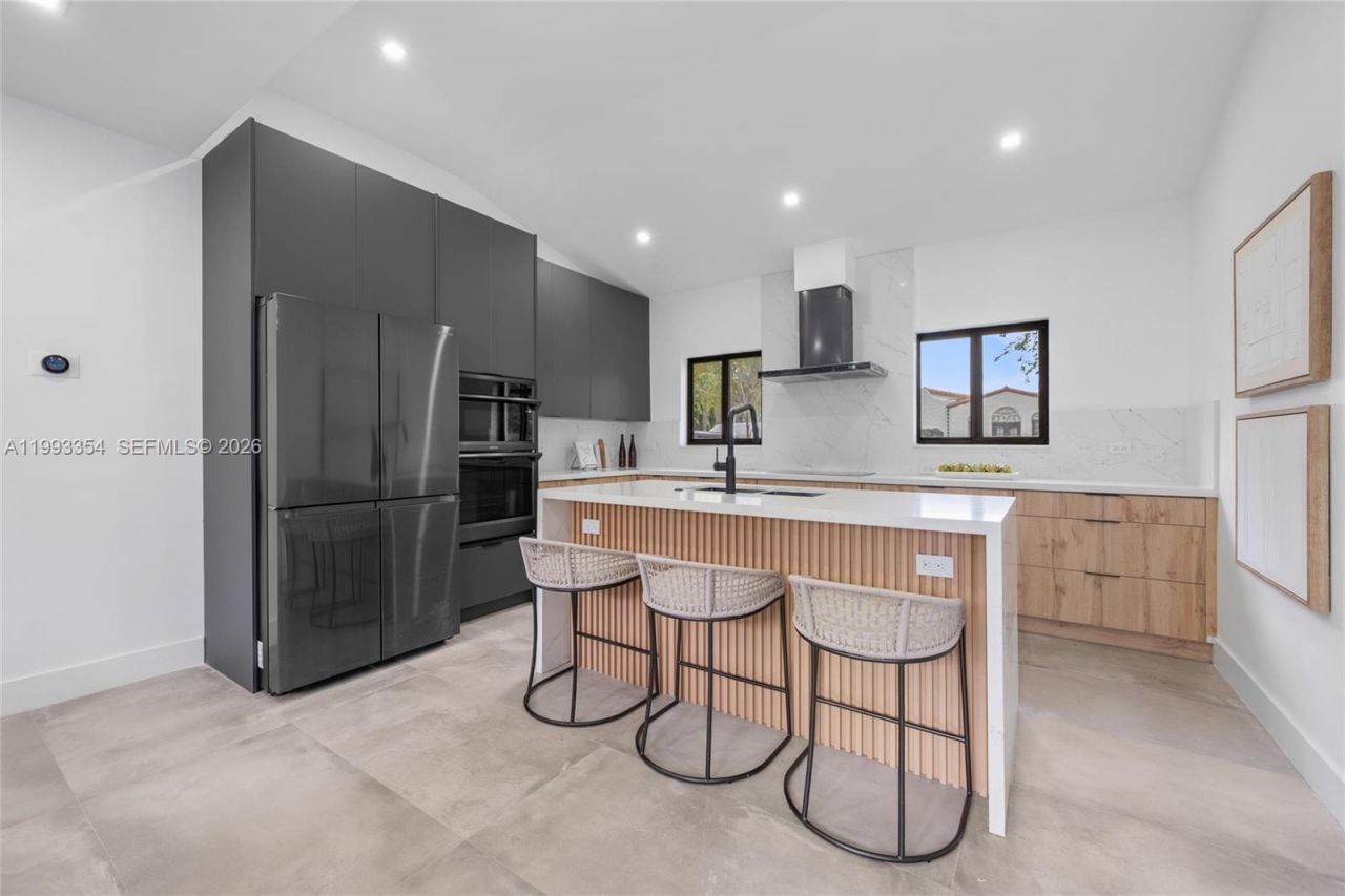 1207 Columbus Blvd , Coral Gables, FL 33134 Photo