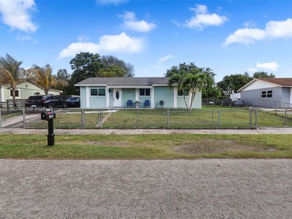 14501 SW 297th St, Homestead, FL 33033