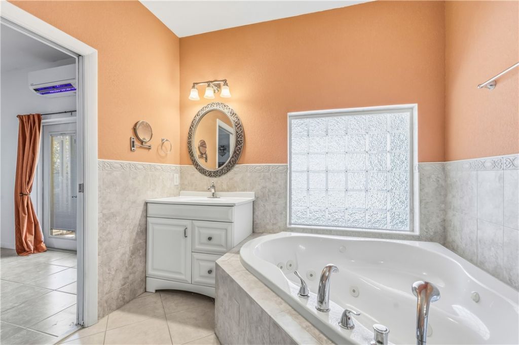 1202 SE Madison Avenue, Stuart, FL 34996 Photo