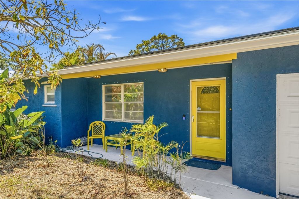 1202 SE Madison Avenue, Stuart, FL 34996 Photo