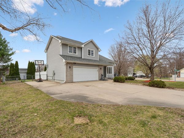 4400 SE 35th Street, Des Moines, IA 50320