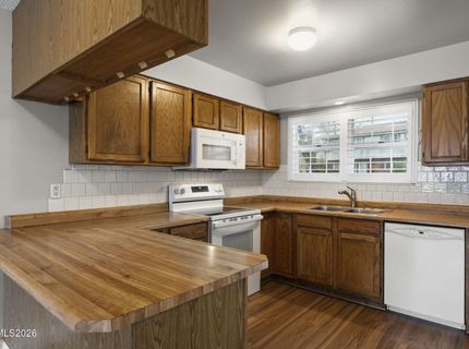 227 Smithridge Park, Reno, NV 89502 Photo