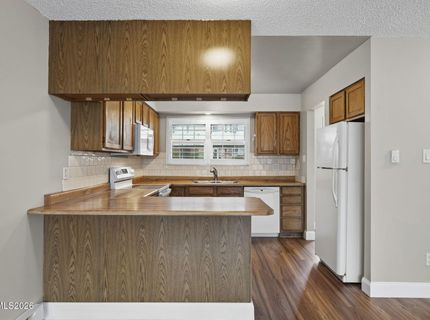 227 Smithridge Park, Reno, NV 89502 Photo