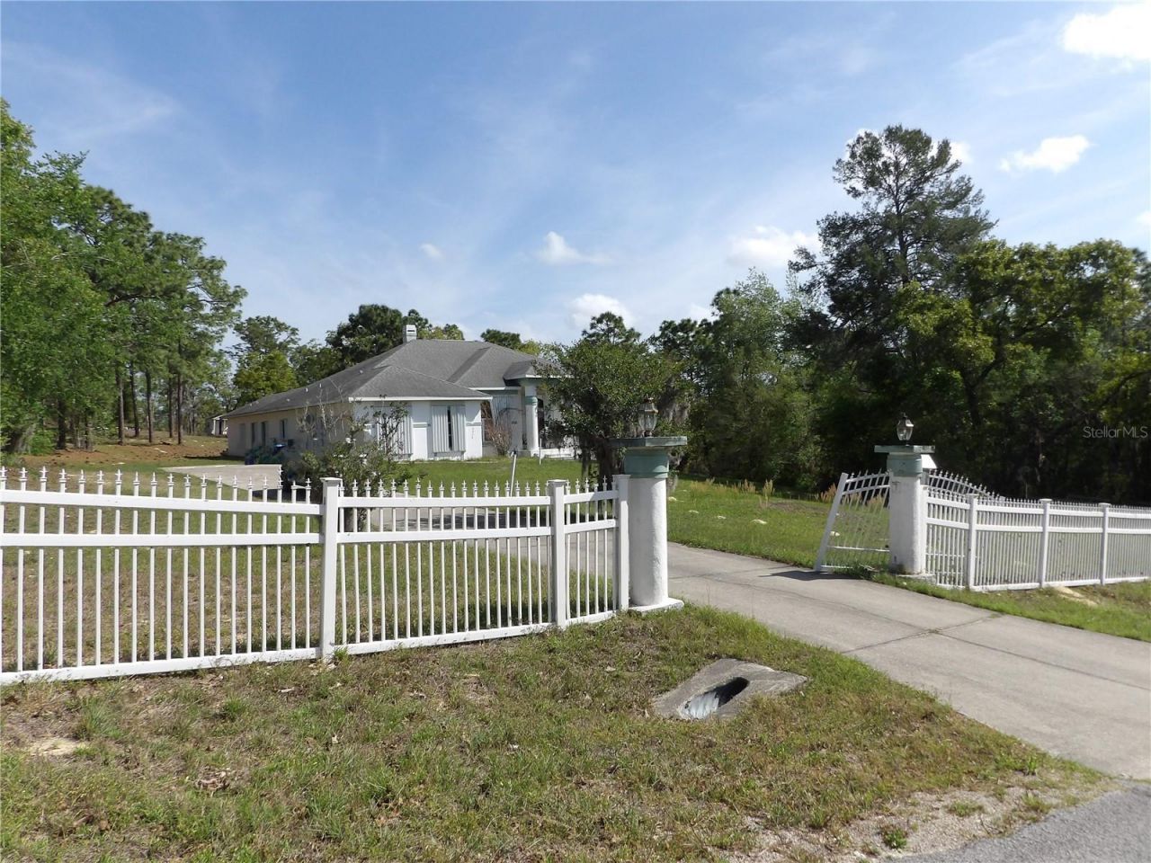 2515 E Hampshire Street , Inverness, FL 34453 Photo