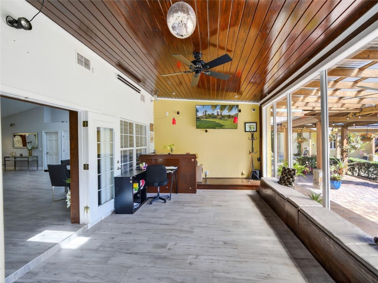 1184 Laura Street , Casselberry, FL 32707 Photo