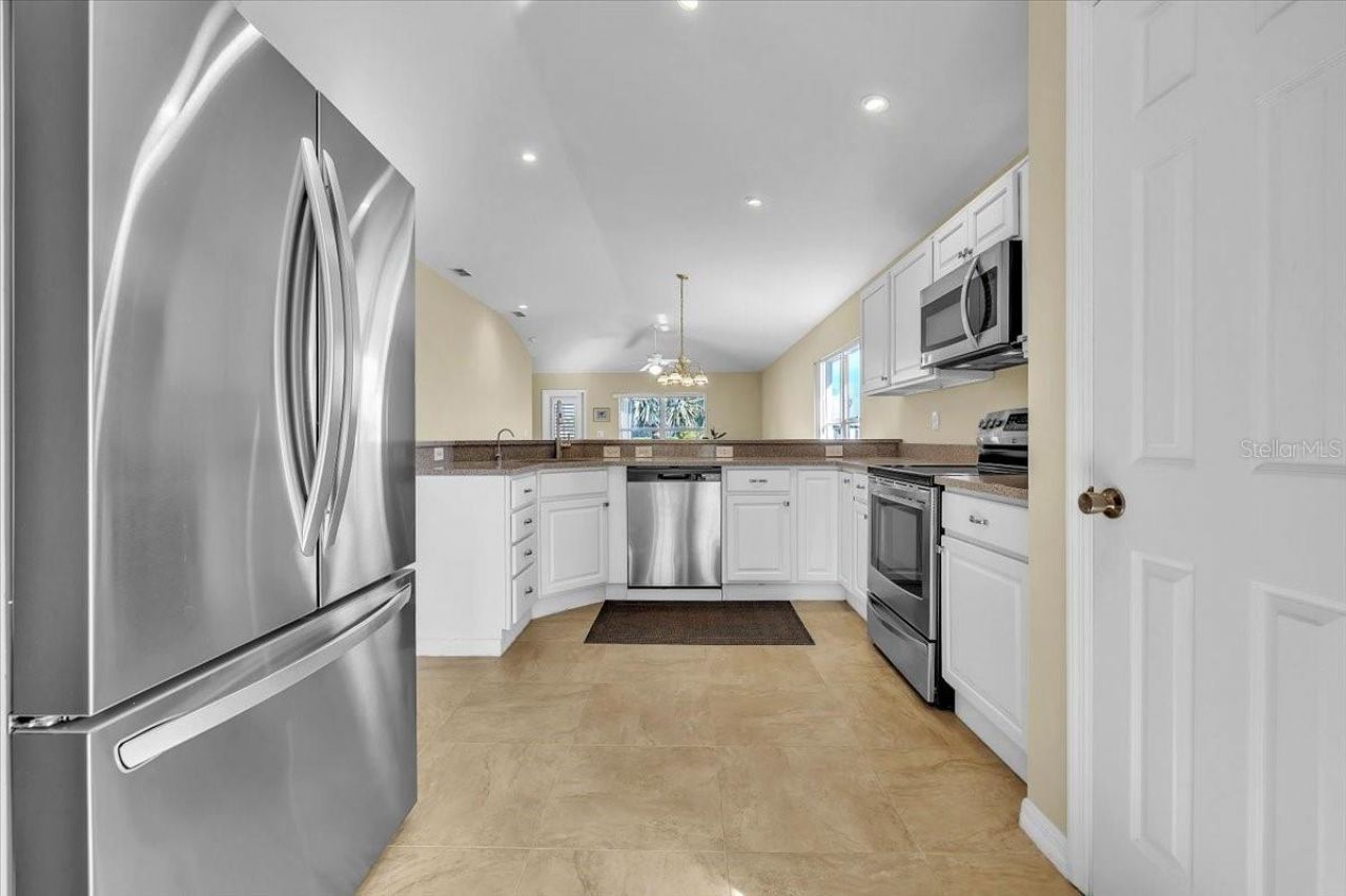 8571 Gassner Way , Lehigh Acres, FL 33972 Photo