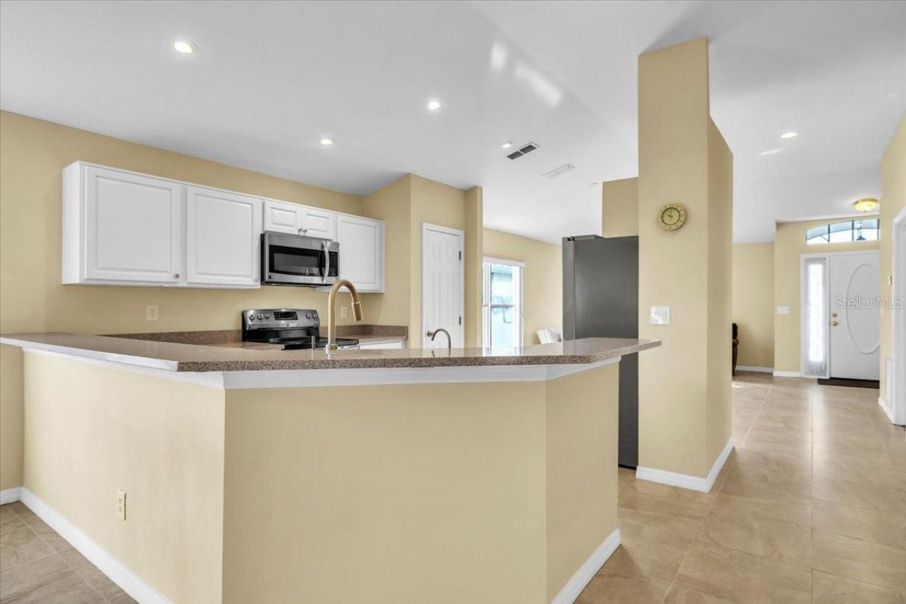 8571 Gassner Way , Lehigh Acres, FL 33972 Photo