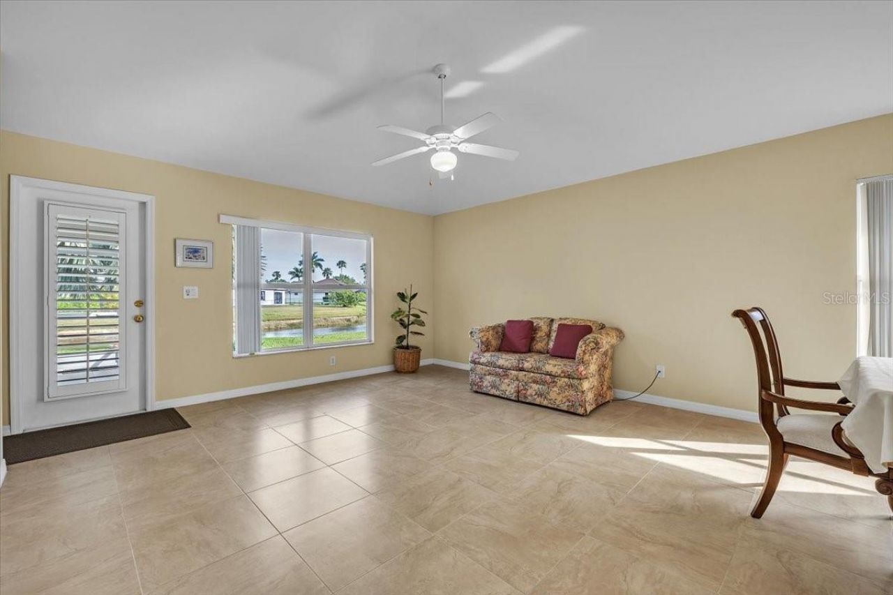 8571 Gassner Way , Lehigh Acres, FL 33972 Photo