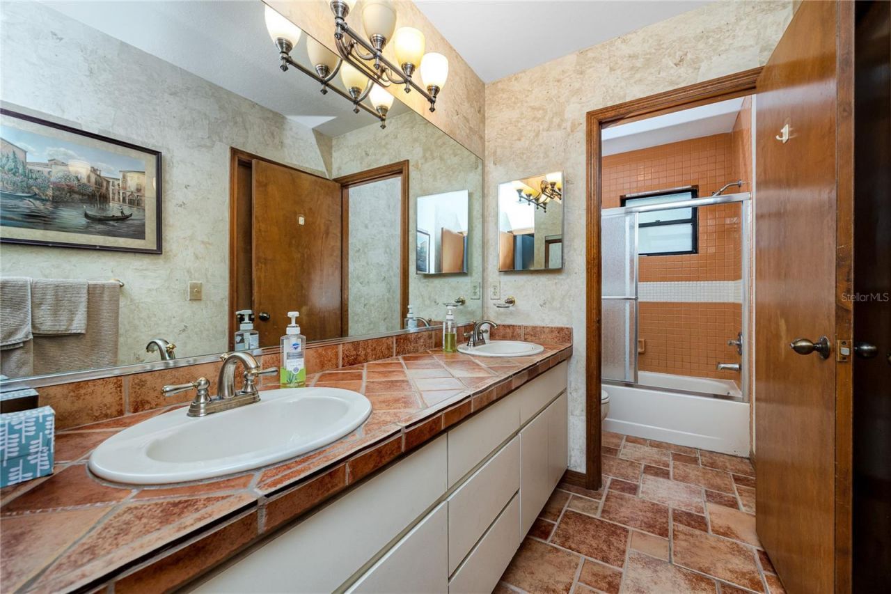 9775 78th Avenue , Seminole, FL 33777 Photo