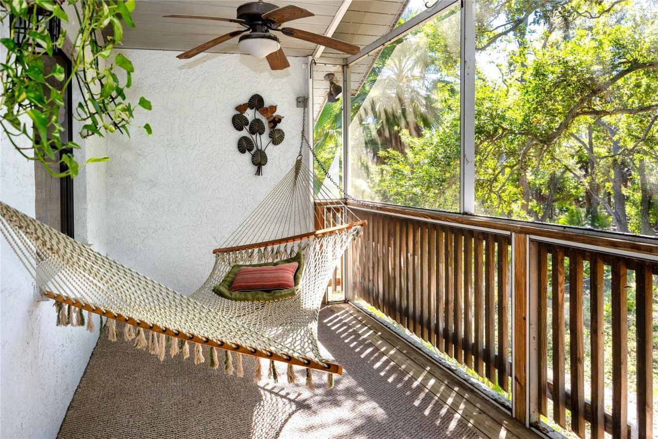 9775 78th Avenue , Seminole, FL 33777 Photo