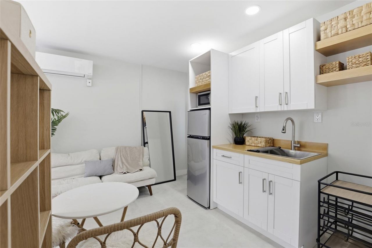 831 NW 20th Terrace, Gainesville, FL 32603 Photo