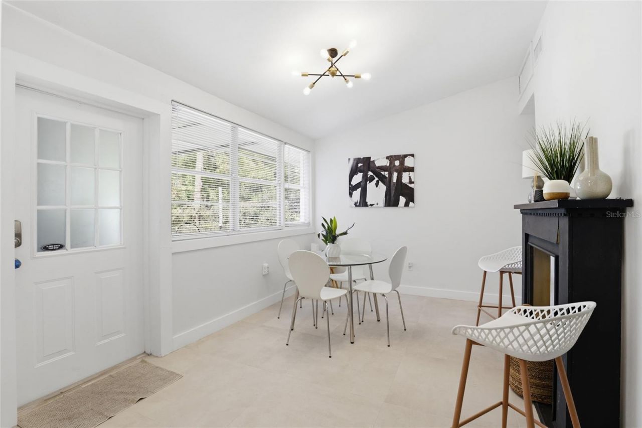 831 NW 20th Terrace, Gainesville, FL 32603 Photo