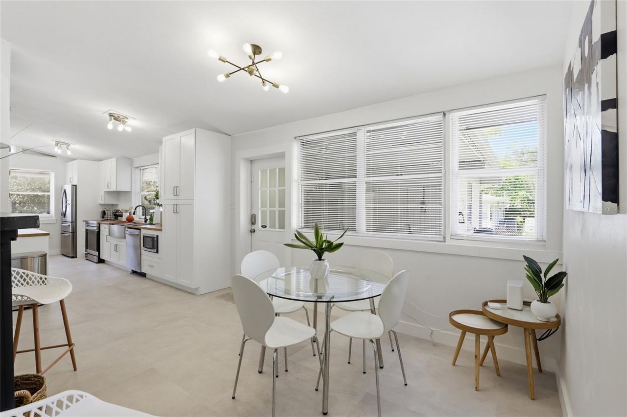 831 NW 20th Terrace, Gainesville, FL 32603 Photo