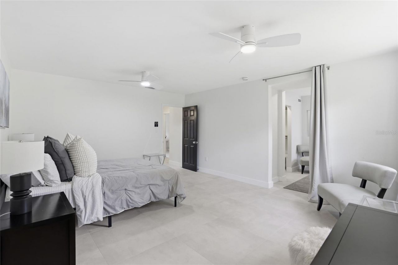 831 NW 20th Terrace, Gainesville, FL 32603 Photo