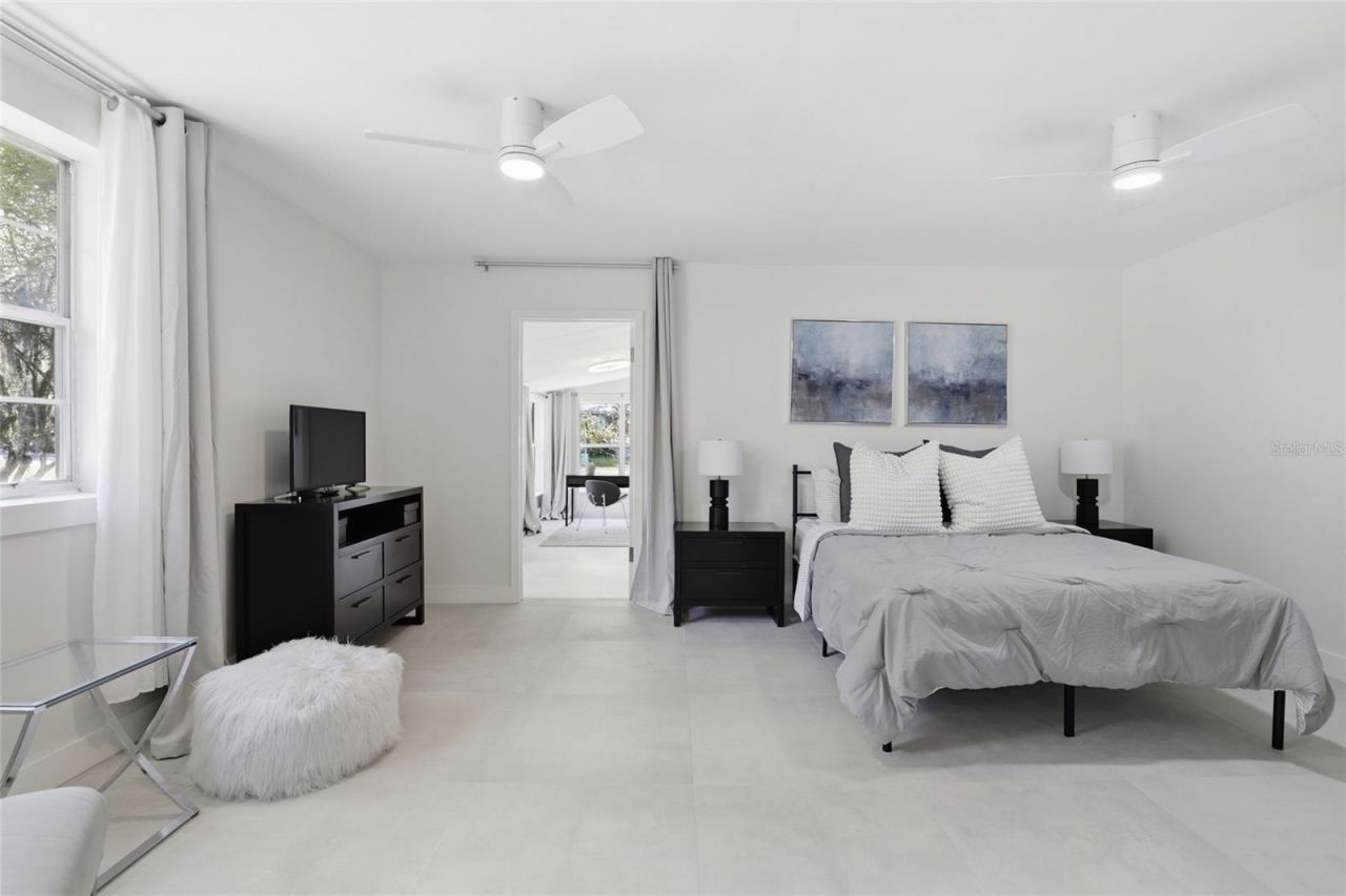 831 NW 20th Terrace, Gainesville, FL 32603 Photo