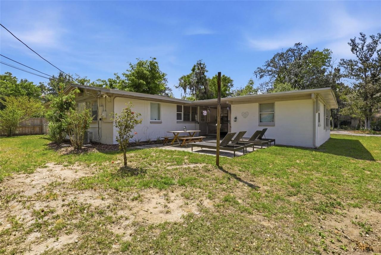 831 NW 20th Terrace, Gainesville, FL 32603 Photo