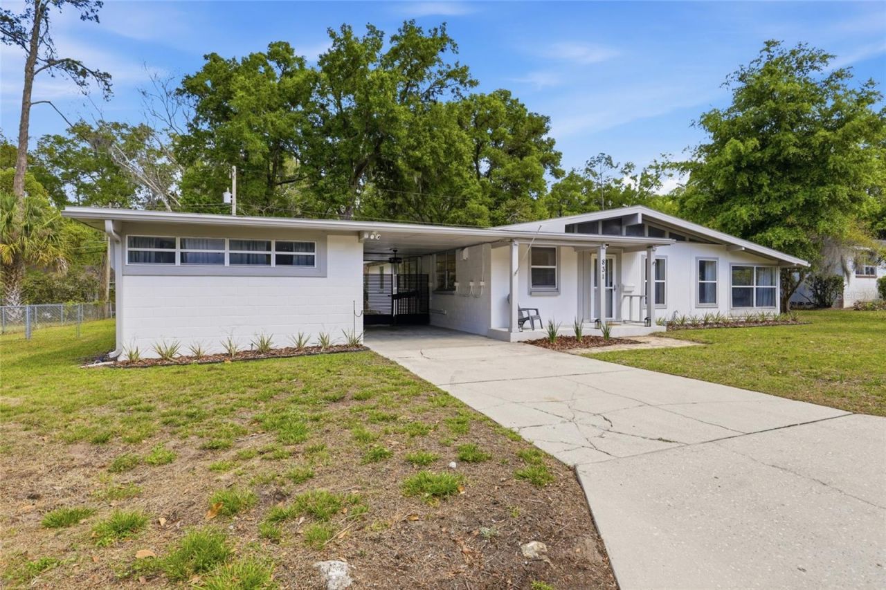 831 NW 20th Terrace, Gainesville, FL 32603 Photo