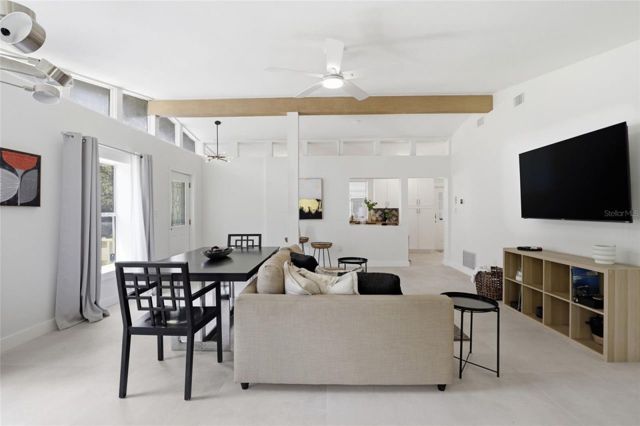 831 NW 20th Terrace, Gainesville, FL 32603 Photo