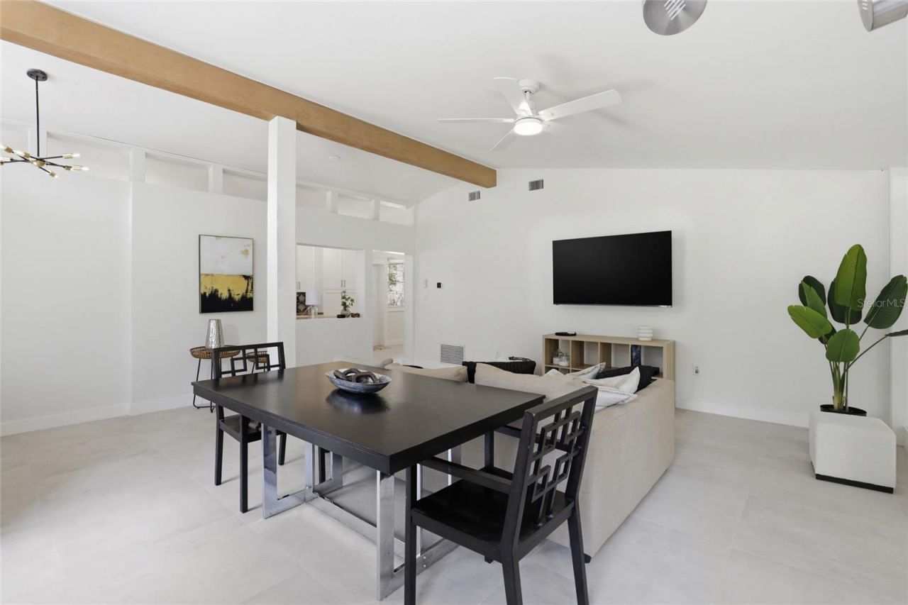 831 NW 20th Terrace, Gainesville, FL 32603 Photo