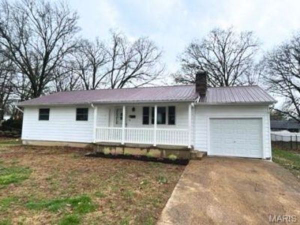 515 East Street , Sullivan, MO 63080