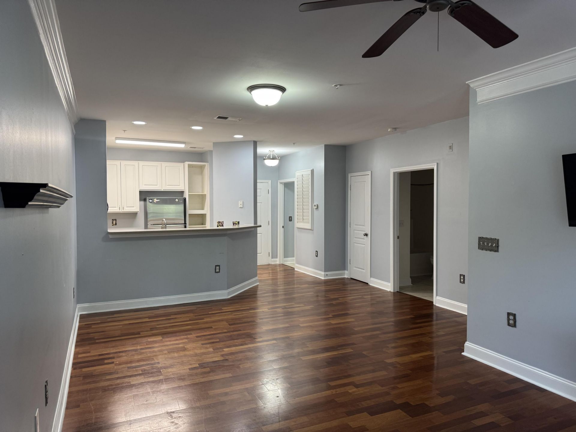 1109 Basildon Road Photo 11