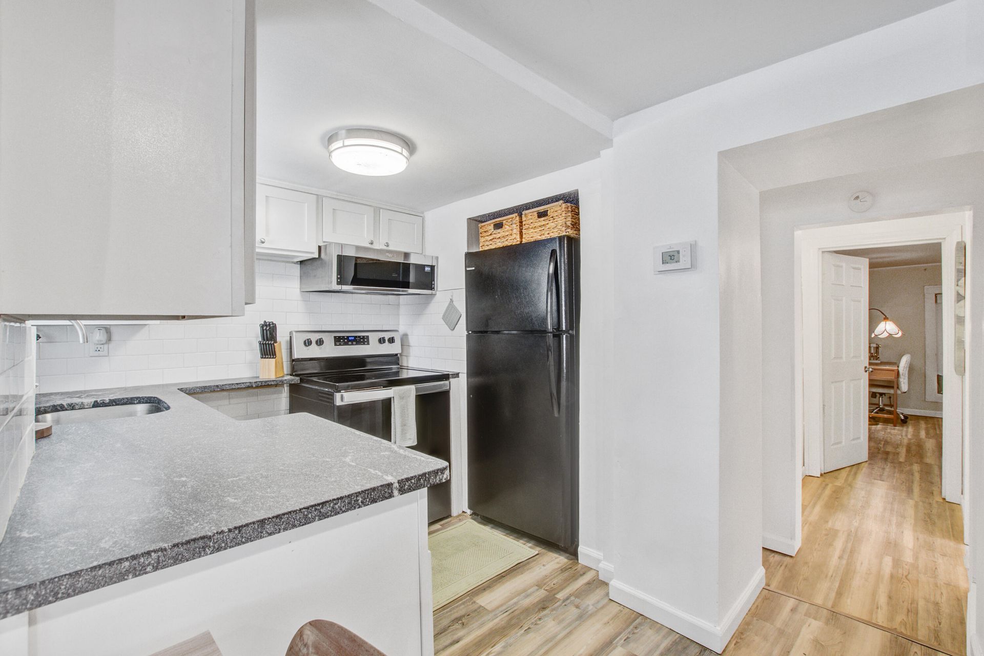 65 Vanderhorst Street Photo 12