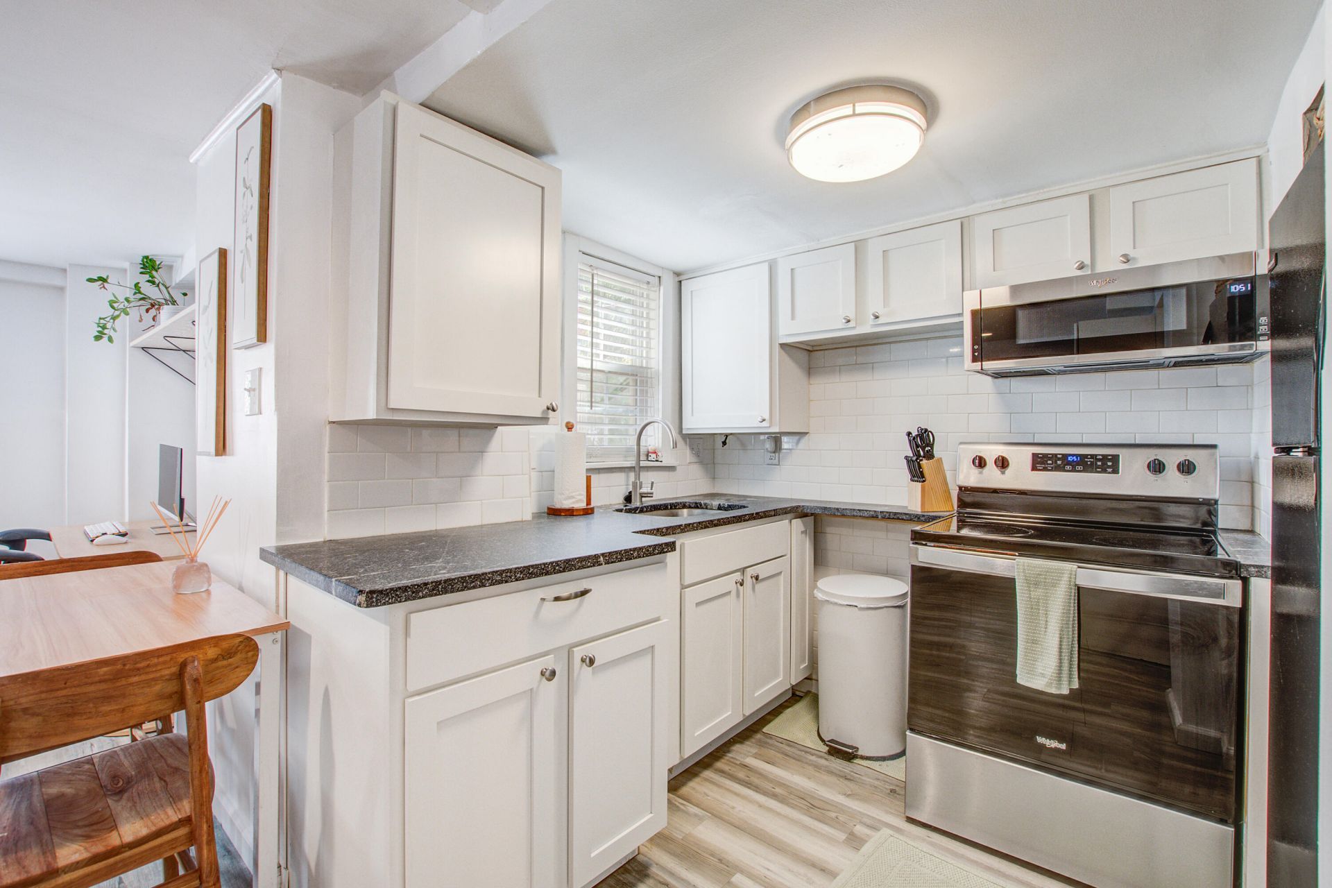 65 Vanderhorst Street Photo 9