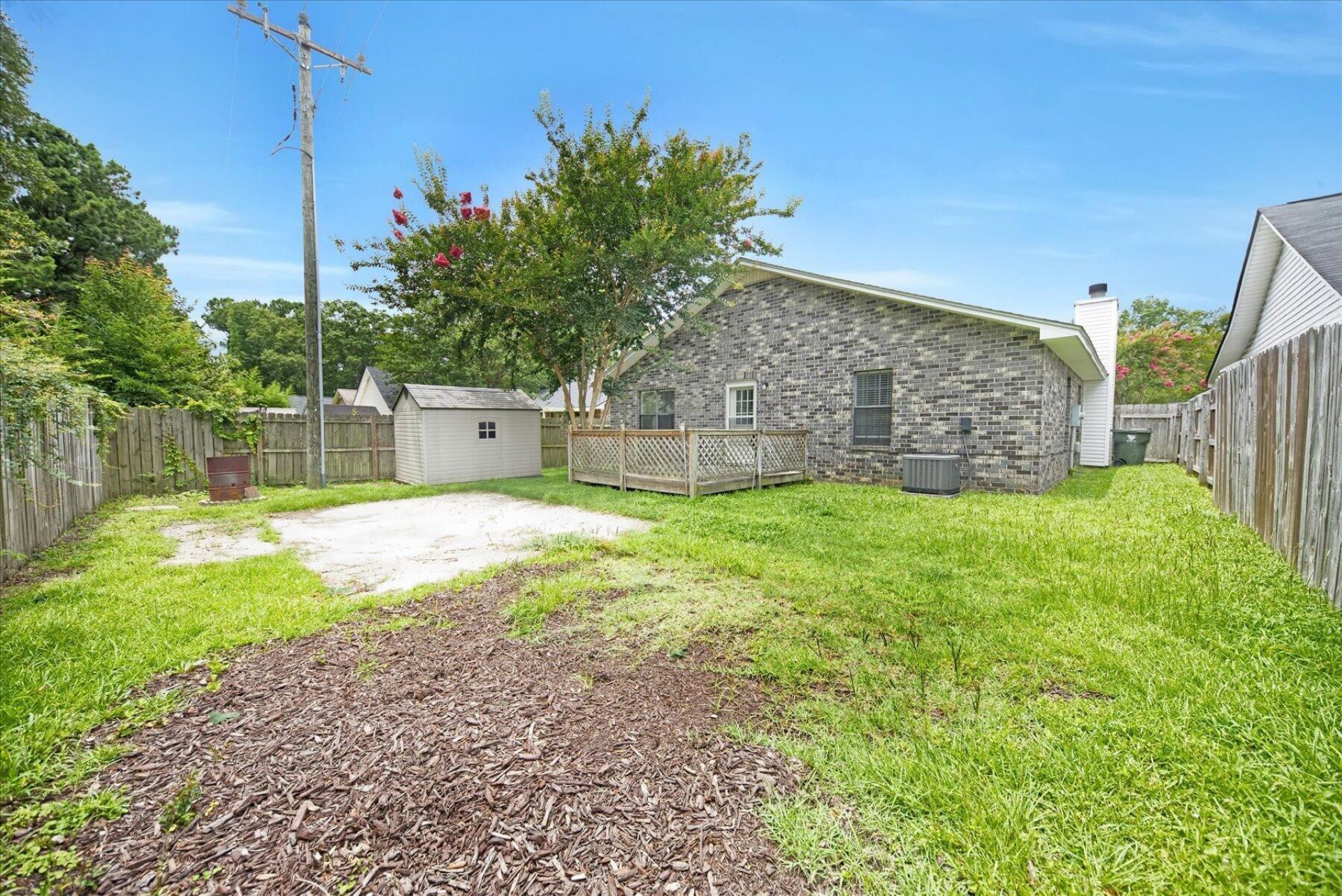 1017 Tj Lane Photo 22