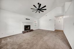 1017 Tj Lane photo 4