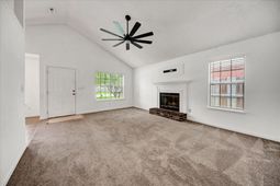 1017 Tj Lane photo 4