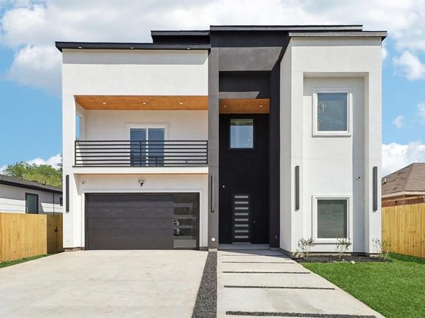 3513 Nomas Street, Dallas, TX 75216