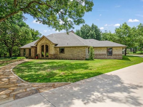 162 Shady Oaks Circle, Sherman, TX 75092