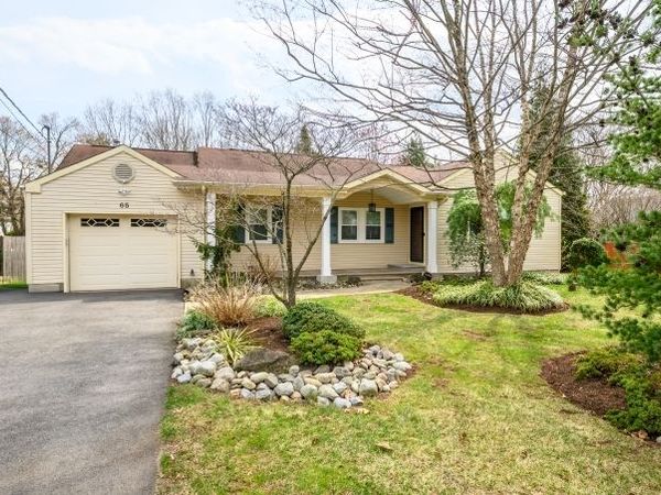 65 Wilson Rd, Franklin, NJ 08873