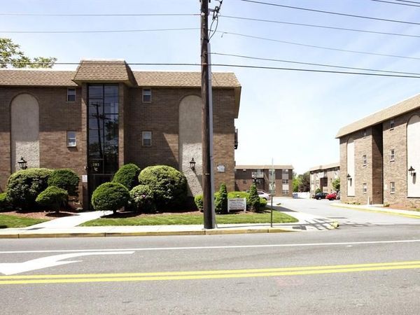 205 Bergen Turnpike 2A, RIDGEFIELD PARK, NJ 07660