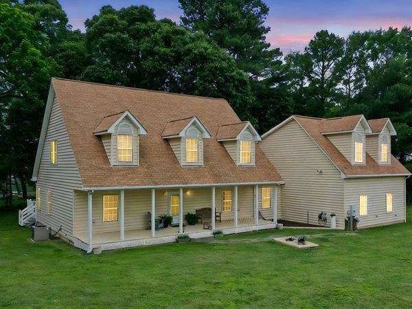 367 Edgewater Lane, MONTROSS, VA 22520