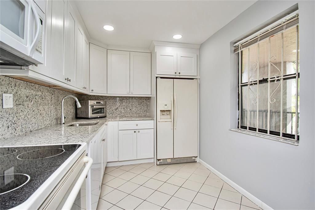 8150 W Mcnab Road, Unit 312, Tamarac, FL 33321 Photo