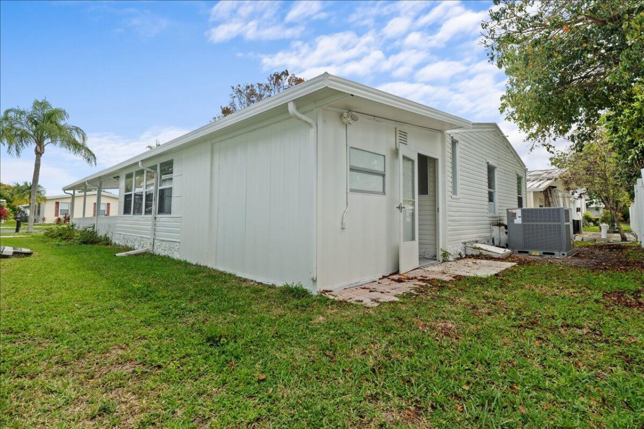 6571 NW 37th Avenue, Coconut Creek, FL 33073 Photo