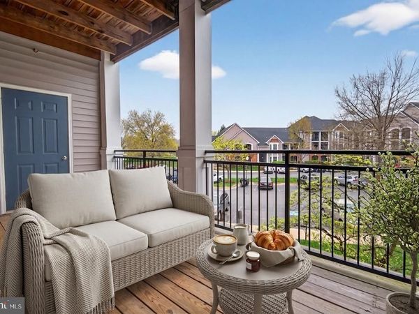 46588 DRYSDALE TERRACE, Unit 201, STERLING, VA 20165