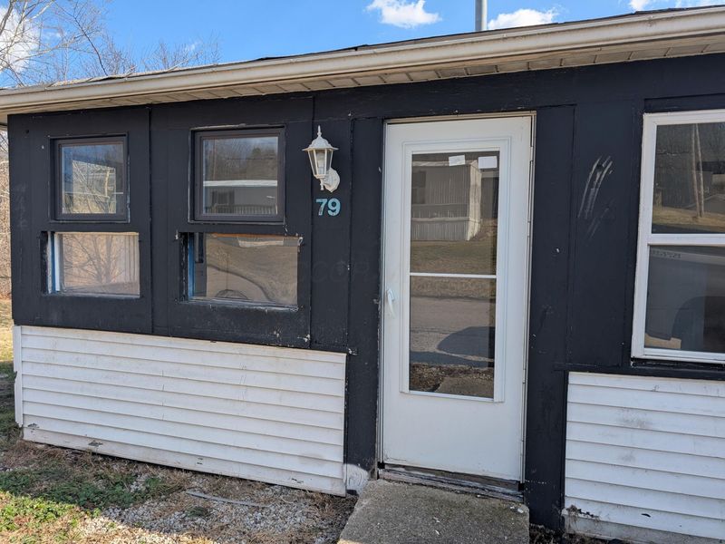 79 E Palmer Street , Jacksonville, OH 45740 Photo 2