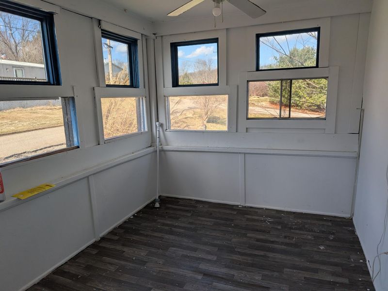 79 E Palmer Street , Jacksonville, OH 45740 Photo 3