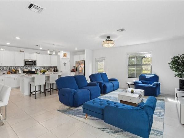 6018 Henderson Way , West Palm Beach, FL 33415